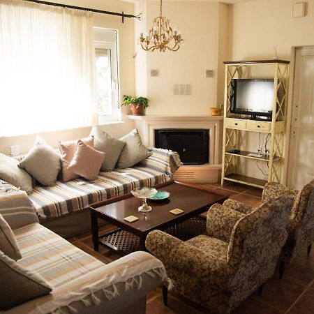 The Early Bird - Cosy 2-Floor House With Garden Villa Alexandroúpoli Eksteriør bilde