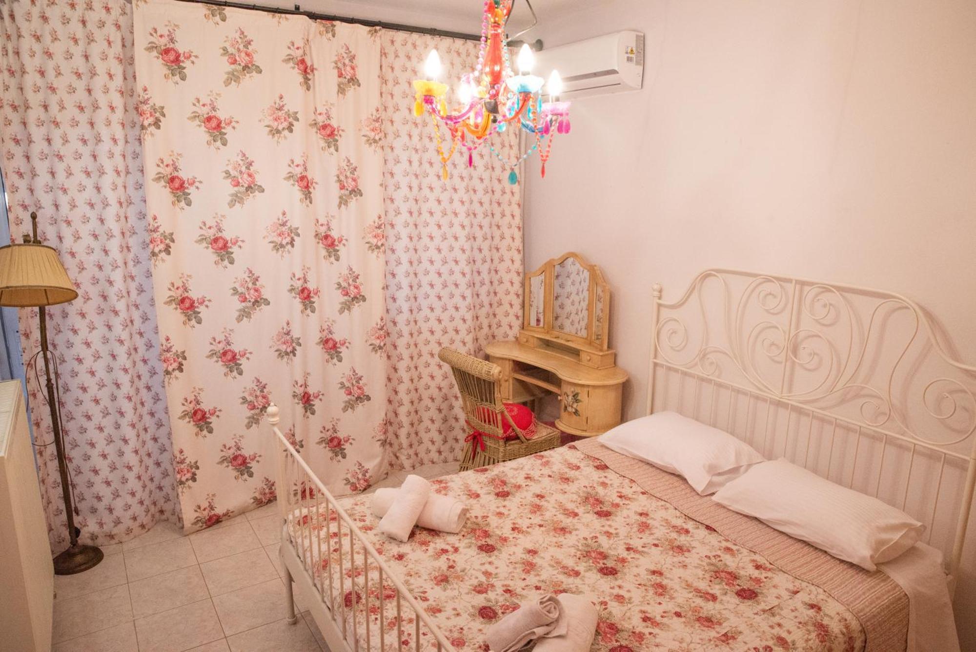 The Early Bird - Cosy 2-Floor House With Garden Villa Alexandroúpoli Eksteriør bilde