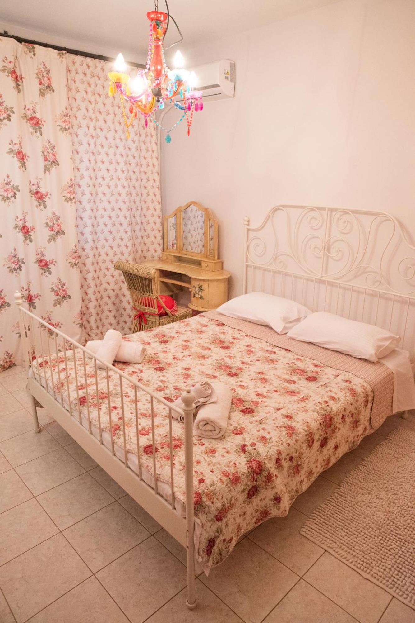 The Early Bird - Cosy 2-Floor House With Garden Villa Alexandroúpoli Eksteriør bilde
